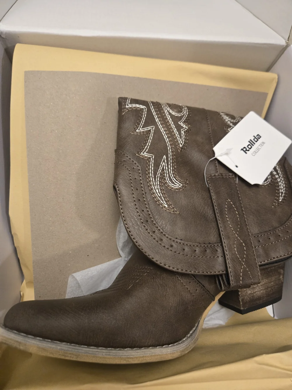 Brown Women's Western Embroidered Cowboy Booties